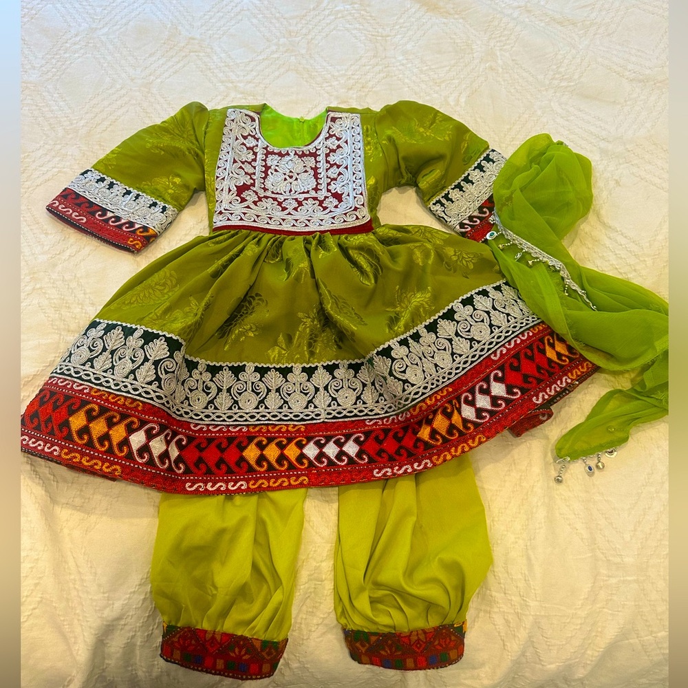 Beautiful afghani set for toddler (3 -5t)